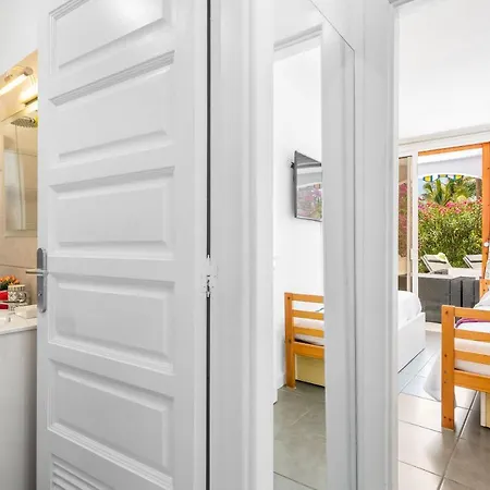 95 Great Location In Americas, Sea Front! Apartment Arona (Tenerife)
