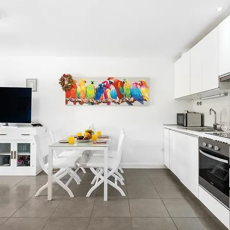 Apartment 95 Great Location In Americas, Sea Front!