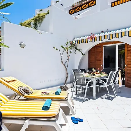 Apartment 95 Great Location In Americas, Sea Front! *